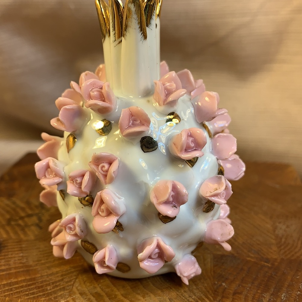 Antique Victorian pineapple salt/pepper porcelain